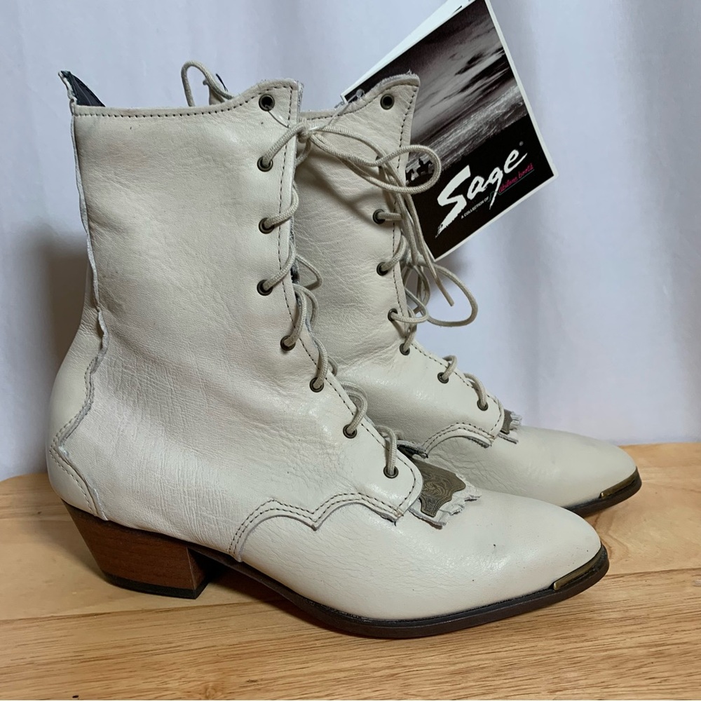 New Vintage Sage Abilene Off-White Leather Boots 6.5M